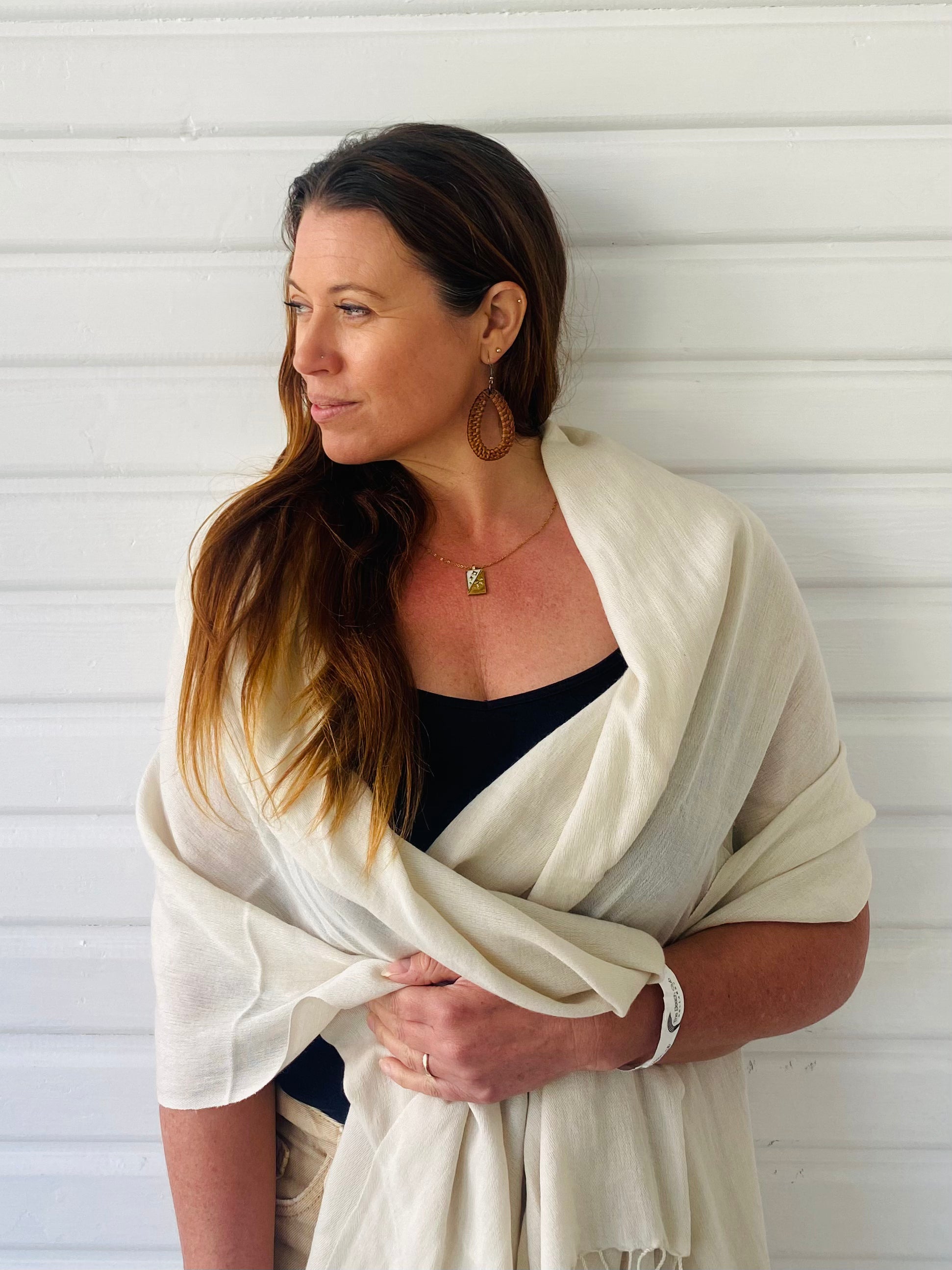 Pashmina Shawl White- Authentic Chyangra Pashmina Shawl Handcrafted Luxury from Nepal
